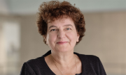 Sandra Schneider
